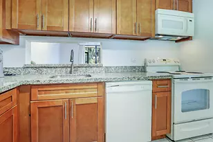 5160 Las Verdes Cir, Delray Beach, FL 33484 - Photo 9
