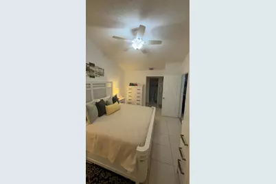 1570 Royal Forest Court, West Palm Beach, FL 33406 - Photo 17