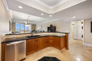 2640 Lake Shore Dr, Riviera Beach, FL 33404 - Photo 17