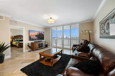 2640 Lake Shore Drive #1811, Riviera Beach, FL 33404 - Photo 7