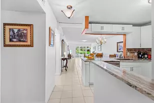 9244 Flynn Cir, Boca Raton, FL 33496 - Photo 5