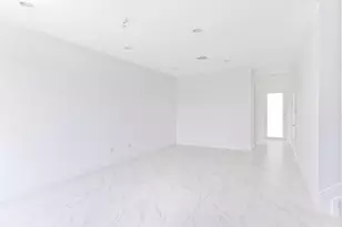 6979 Pines Cir, Coconut Creek, FL 33073 - Photo 9