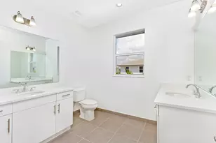 6979 Pines Cir, Coconut Creek, FL 33073 - Photo 23
