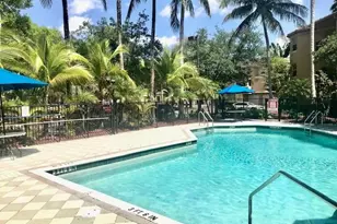 741 N Pine Island Rd, Plantation, FL 33324 - Photo 21