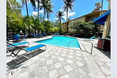 741 N Pine Island Road #303, Plantation, FL 33324 - Photo 31