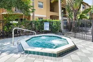741 N Pine Island Rd, Plantation, FL 33324 - Photo 21