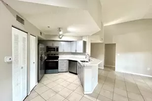 741 N Pine Island Rd, Plantation, FL 33324 - Photo 5