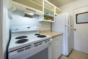 900 NE 18th Ave, Fort Lauderdale, FL 33304 - Photo 9