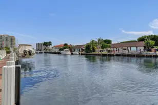2866 NE 30th St, Fort Lauderdale, FL 33306 - Photo 45