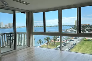 301 Lake Shore Dr, Lake Park, FL 33403 - Photo 3