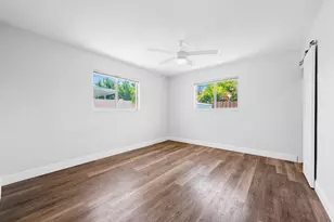 4751 NE 2nd Ave, Oakland Park, FL 33334 - Photo 13