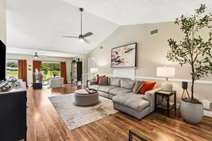 12800 SE Laurel Valley Ln, Hobe Sound, FL 33455 - Photo 13