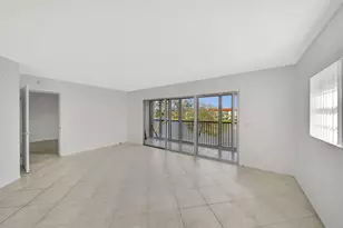 13001 SW 15th Ct, Pembroke Pines, FL 33027 - Photo 17