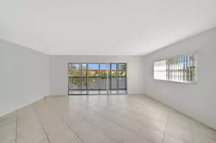 13001 SW 15th Ct, Pembroke Pines, FL 33027 - Photo 15
