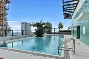11 NE 6th St, Miami, FL 33132 - Photo 1