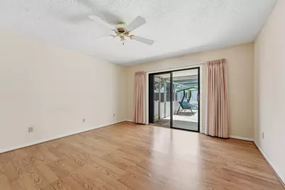 814 SE Celtic Avenue, Port Saint Lucie, FL 34983 - Photo 13