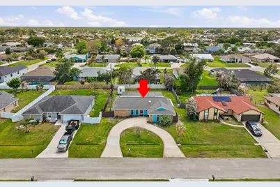 814 SE Celtic Avenue, Port Saint Lucie, FL 34983 - Photo 39