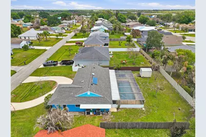 814 SE Celtic Avenue, Port Saint Lucie, FL 34983 - Photo 35