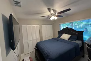 605 Toxaway Dr, West Palm Beach, FL 33413 - Photo 11