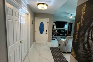 605 Toxaway Dr, West Palm Beach, FL 33413 - Photo 3