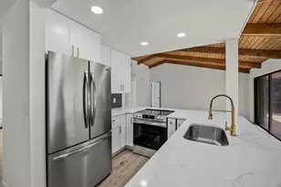 21143 N Escondido Way Way N, Boca Raton, FL 33433 - Photo 3