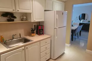 3901 S Ocean Dr, Hollywood, FL 33019 - Photo 3