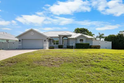 1751 SW Bayshore Boulevard, Port Saint Lucie, FL 34984 - Photo 19