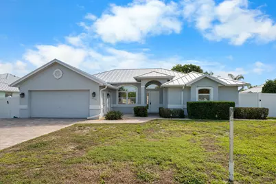 1751 SW Bayshore Boulevard, Port Saint Lucie, FL 34984 - Photo 17