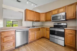 13135 Chadwick Ct, Wellington, FL 33414 - Photo 7
