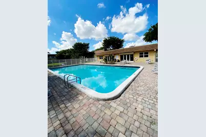 5170 SW 40th Avenue #4e, Dania Beach, FL 33314 - Photo 3