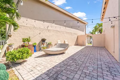 3302 Bollard Road, West Palm Beach, FL 33411 - Photo 11