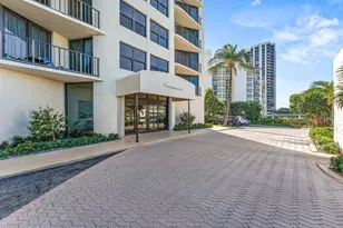 5420 N Ocean Dr, Singer Island, FL 33404 - Photo 23