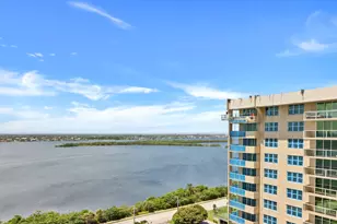 5420 N Ocean Dr, Singer Island, FL 33404 - Photo 21