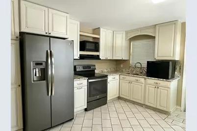 1005 NW 5th Street, Okeechobee, FL 34972 - Photo 3