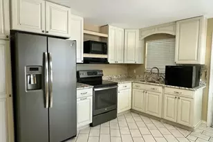 1005 NW 5th St, Okeechobee, FL 34972 - Photo 3