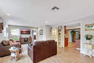 9212 Fountain Rd, Lake Worth, FL 33467 - Photo 5