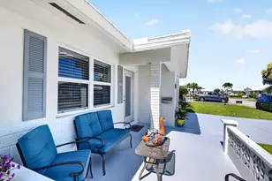 2088 SW 13th Terrace, Boynton Beach, FL 33426 - Photo 3