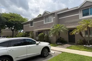 1317 Sussex Dr, North Lauderdale, FL 33068 - Photo 3