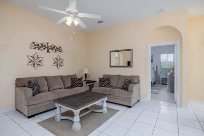 585 NW Lambrusco Drive, Port Saint Lucie, FL 34986 - Photo 5