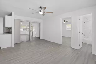703 SW 18th St, Boynton Beach, FL 33426 - Photo 15