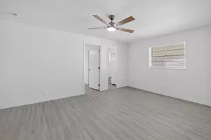 703 SW 18th St, Boynton Beach, FL 33426 - Photo 15