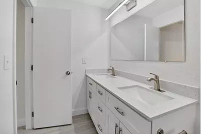703 SW 18th Street, Boynton Beach, FL 33426 - Photo 27