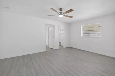 703 SW 18th Street, Boynton Beach, FL 33426 - Photo 15