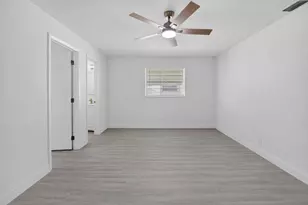 703 SW 18th St, Boynton Beach, FL 33426 - Photo 17