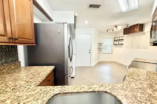 9190 Boca Gardens Pkwy, Boca Raton, FL 33496 - Photo 15