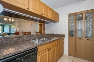 32 Plantation Dr, Vero Beach, FL 32966 - Photo 11