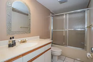 32 Plantation Dr, Vero Beach, FL 32966 - Photo 17