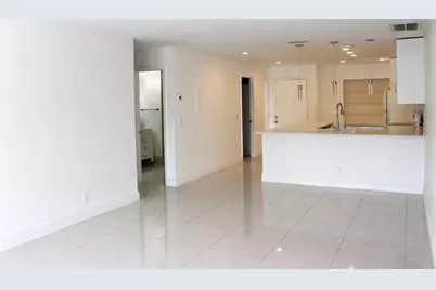 8861 Bella Vista Drive, Boca Raton, FL 33433 - Photo 9