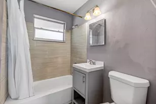 240 SW 15th Ave, Delray Beach, FL 33444 - Photo 15