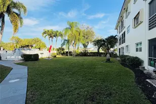 4200 Crystal Lake Dr, Pompano Beach, FL 33064 - Photo 33